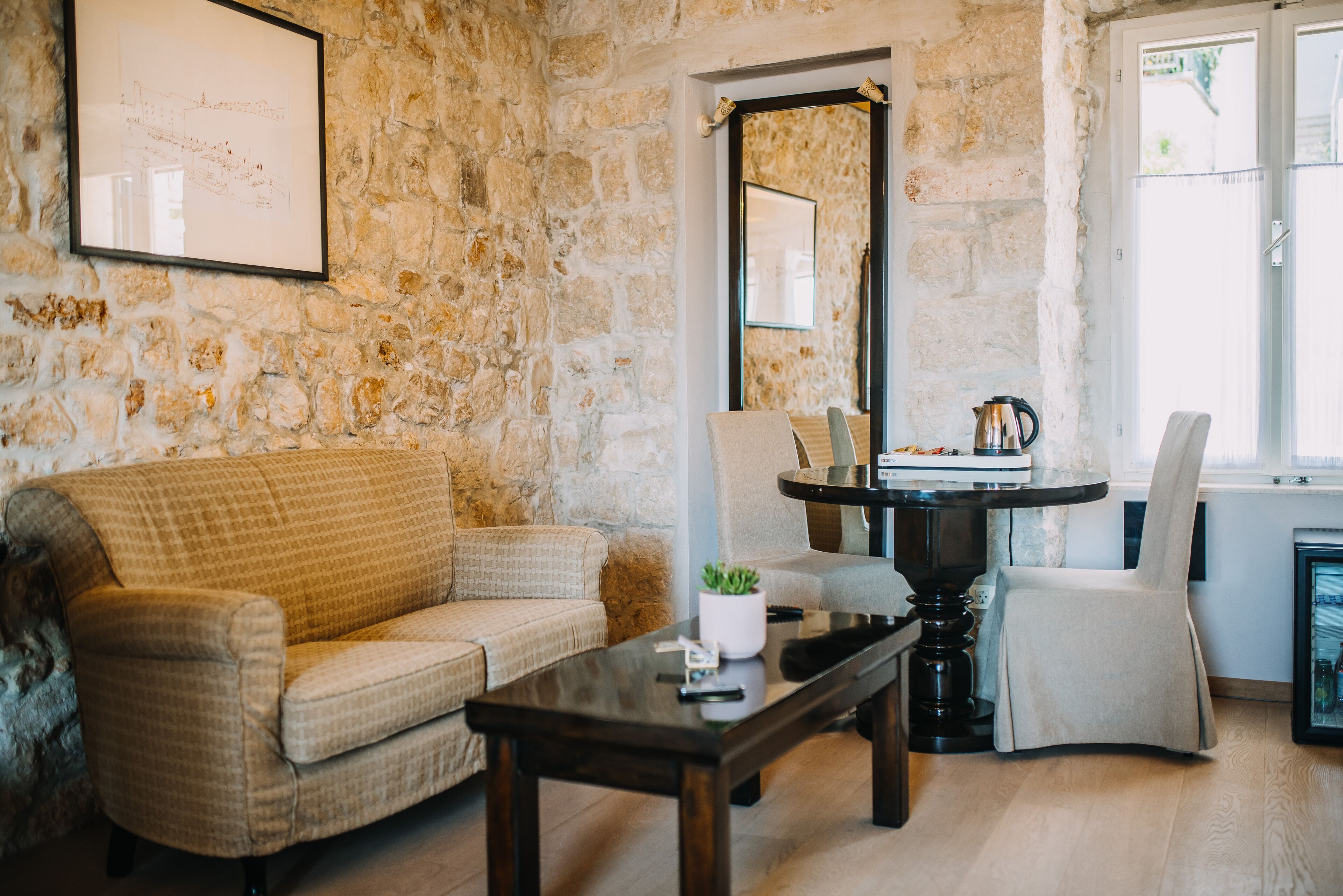 Premium Room, City View | Egyptian cotton sheets, premium bedding, Select Comfort beds, minibar