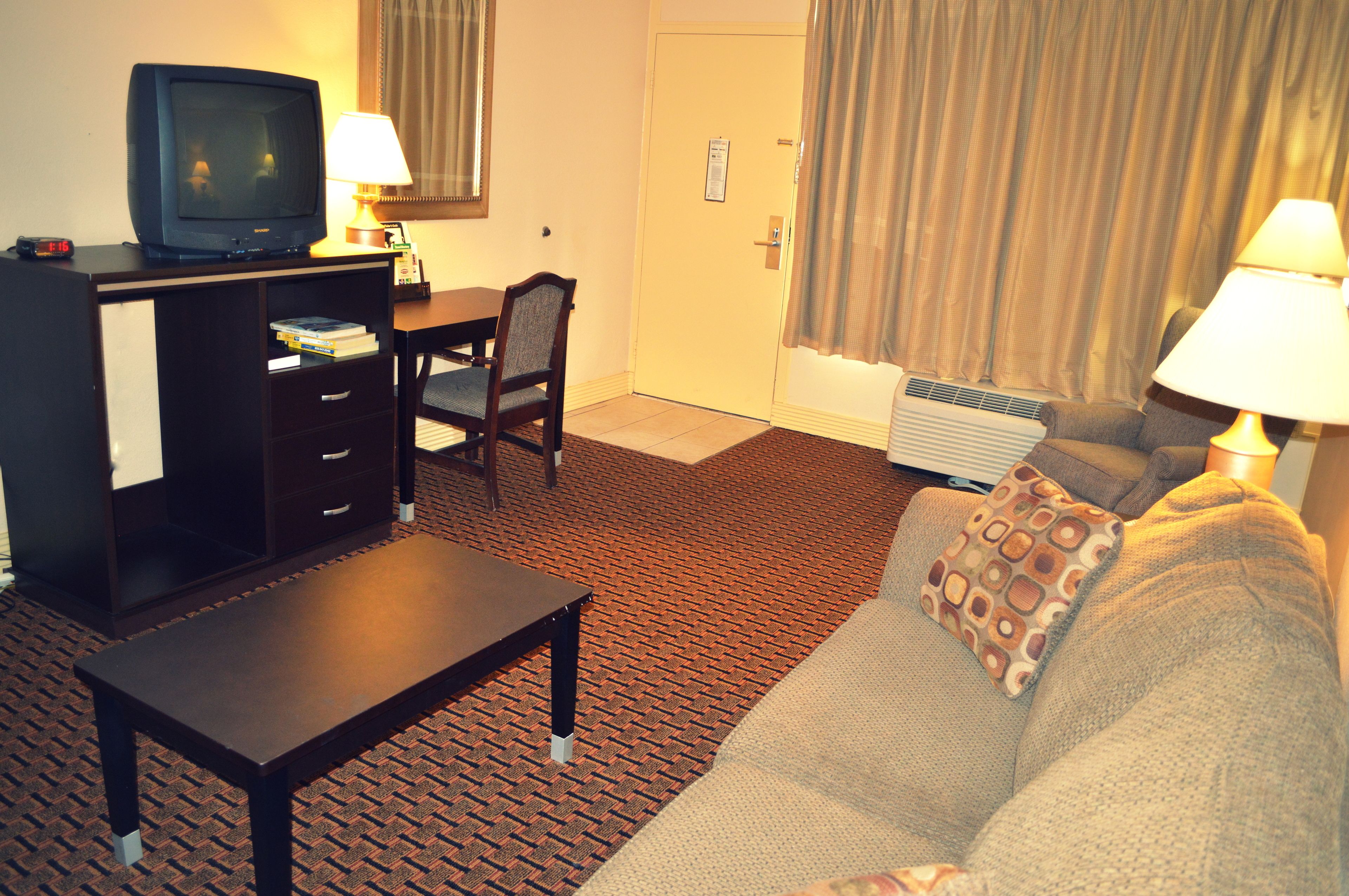 suite, 1 bedroom, non smoking | view from room