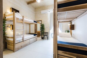 Bed in 6 Beds Superior Dormitory, Ensuite | Minibar, in-room safe, individually decorated, individually furnished - Two Pillows Boutique Hostel (Sliema)