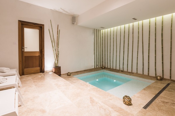 Sauna, bañera de hidromasaje
