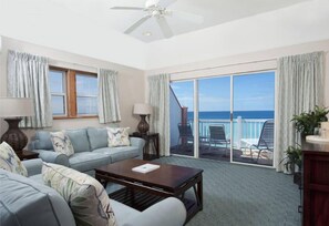Premium bedding, in-room safe, iron/ironing board, free WiFi - Pompano Beach Club (Southampton Parish)