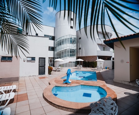 Outdoor pool, sun loungers