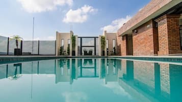 Piscina stagionale all'aperto