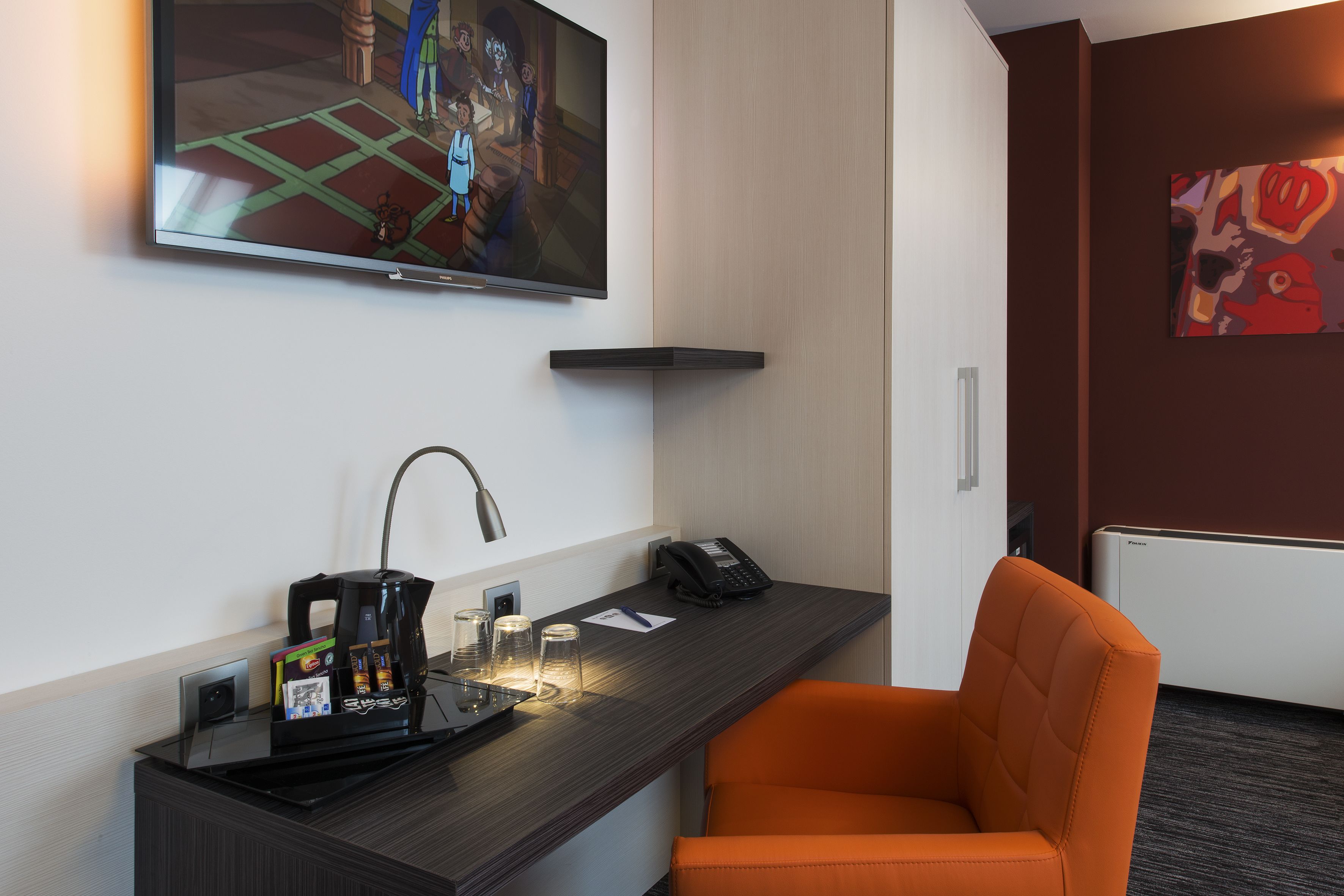 executive room, 3 single beds, refrigerator | premium bedding, pillow-top beds, in-room safe, individually decorated