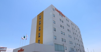 Hotel Misión Express Monterrey Aeropuerto La Fe