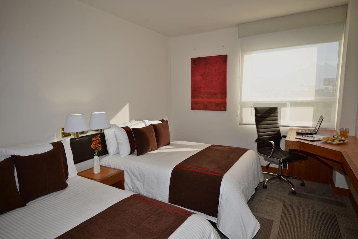 In-room safe, desk, iron/ironing board, free WiFi