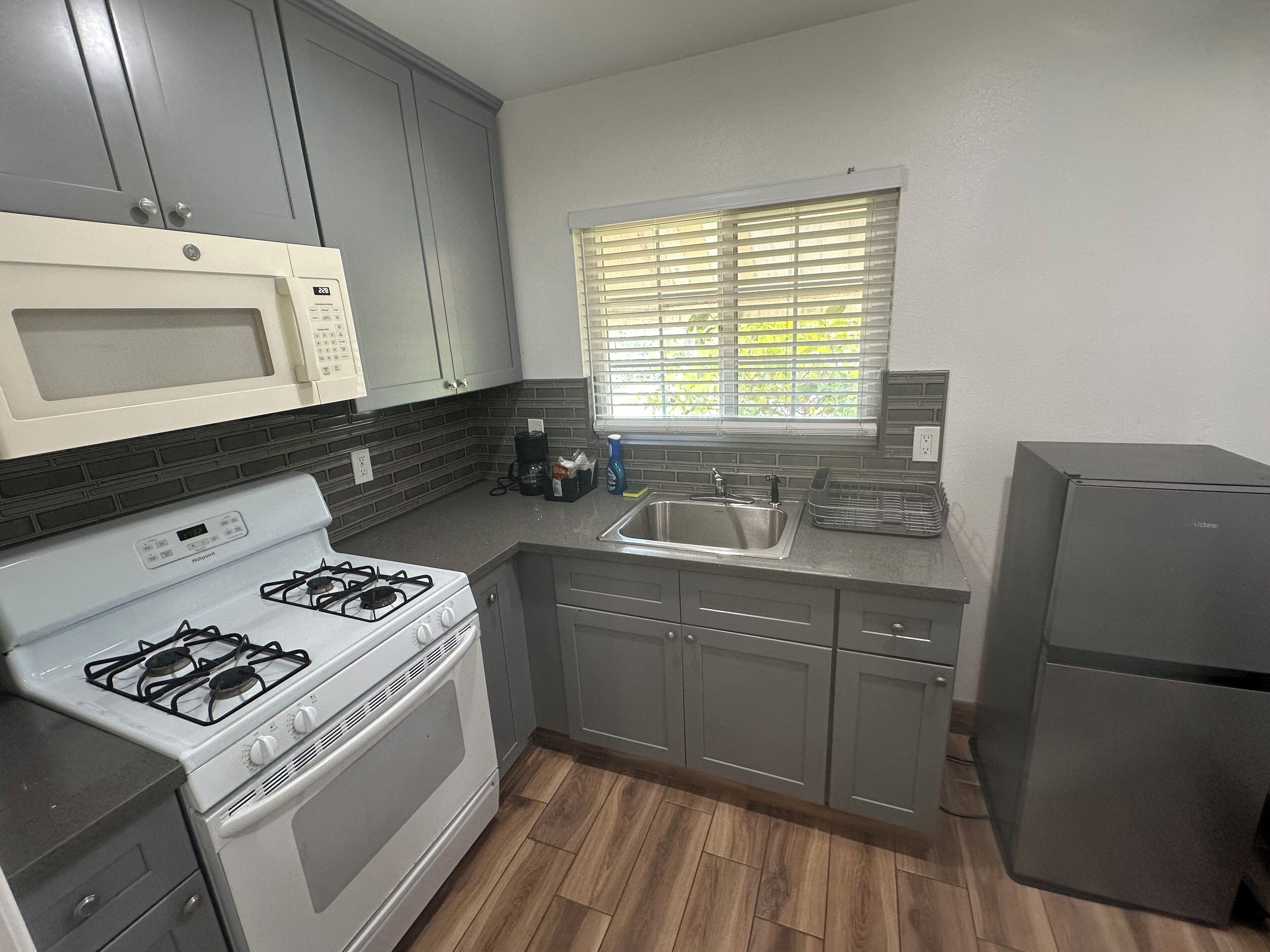 Fridge, microwave, coffee/tea maker