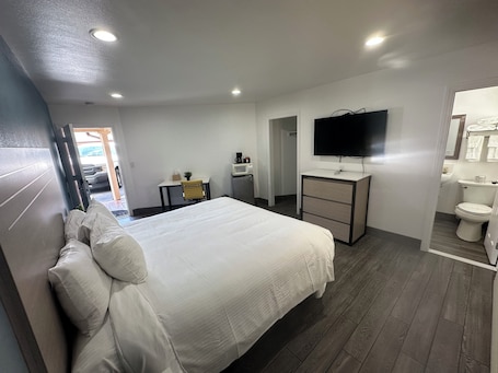 华丽客房 | 办公桌、熨斗/熨衣板、免费 WiFi、床单. 城市与乡村旅馆