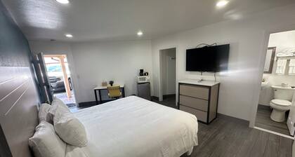 Town and Country Inn