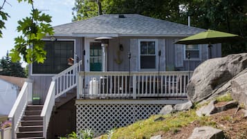 Private Romantic Couple Luxury Cottage, 1 Bedroom, Kitchen