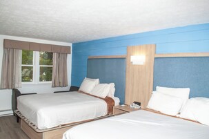 Romantic Suite, 1 Bedroom, Jetted Tub, Pool View