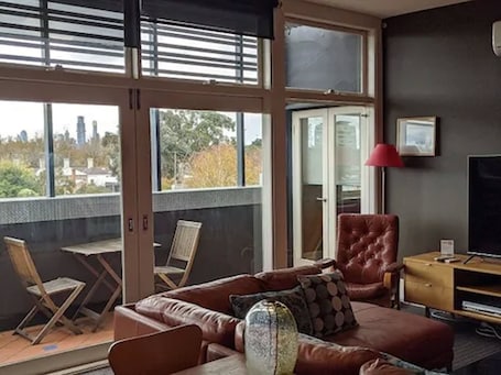 Georges Studio | View from room