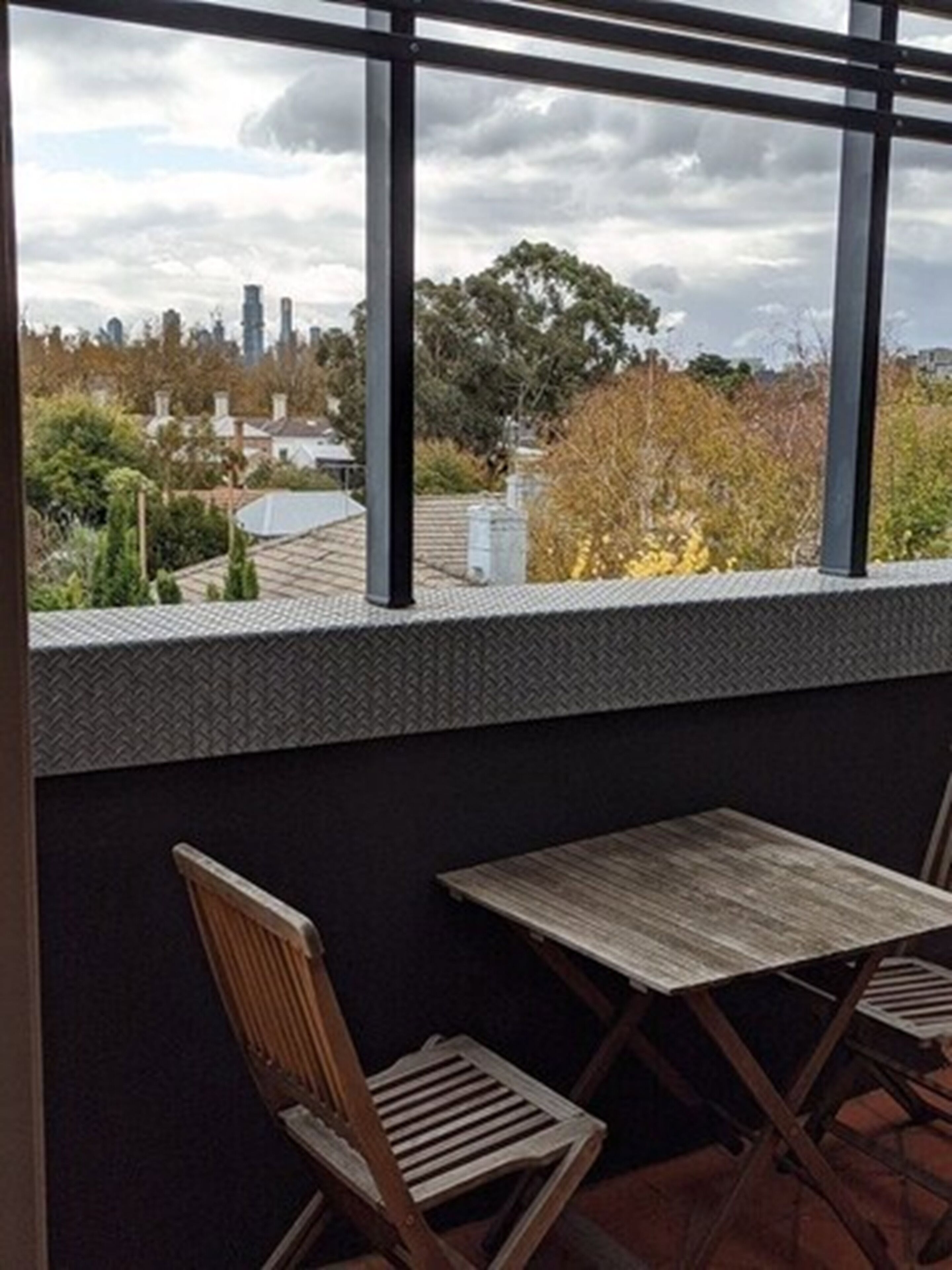 georges studio | balcony