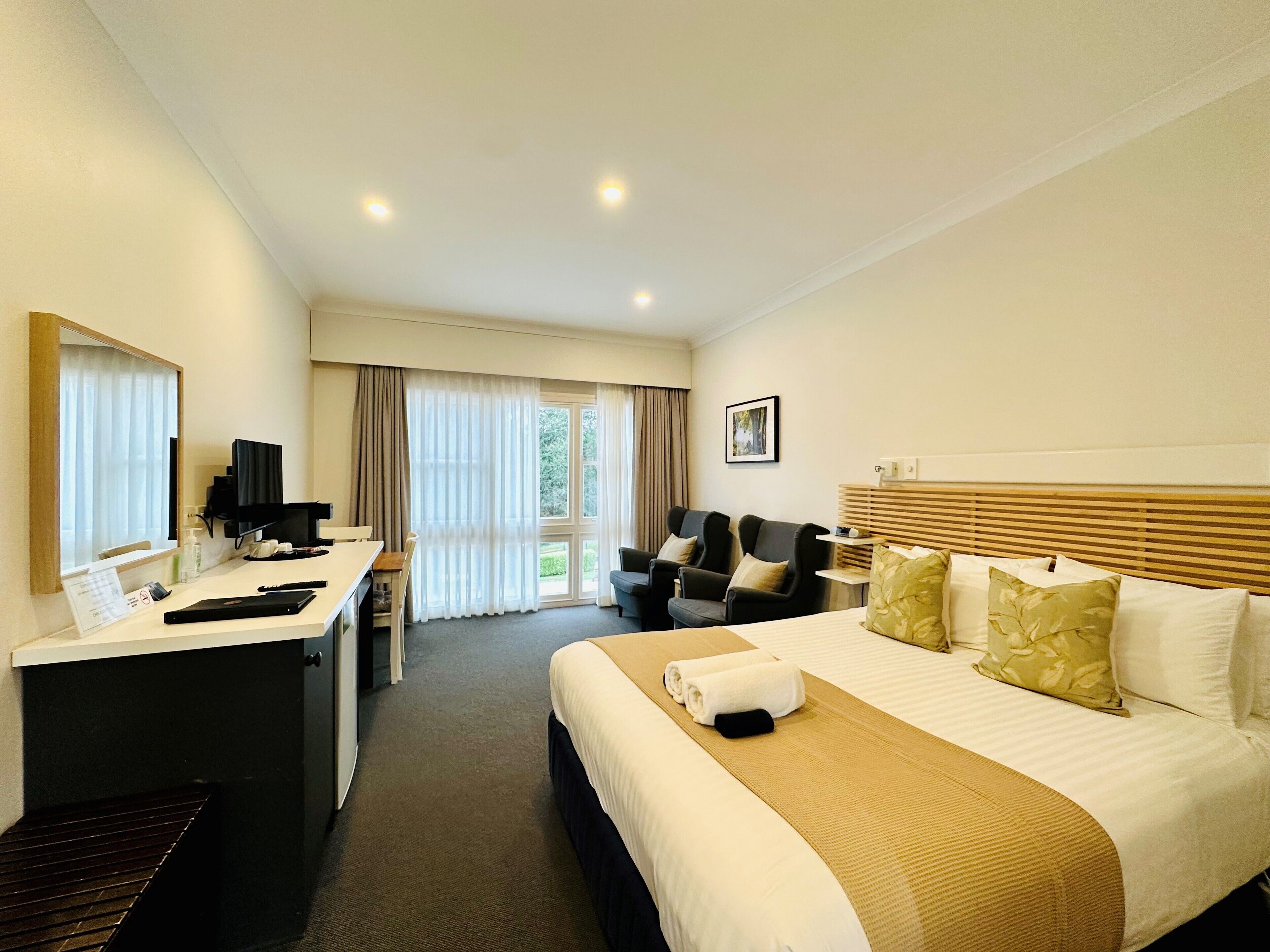 Terrace Queen Room  | Iron/ironing board, free WiFi, bed sheets