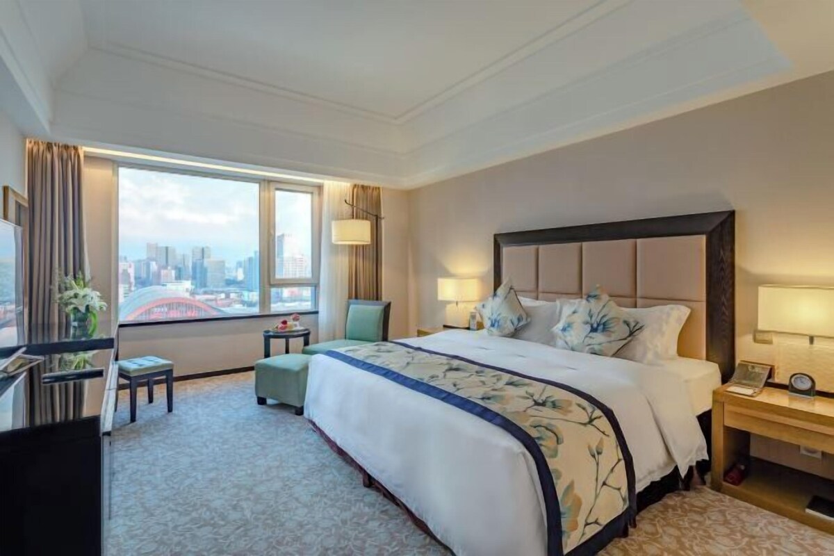 Ropa de cama de alta calidad, edredón y artículos del minibar gratis