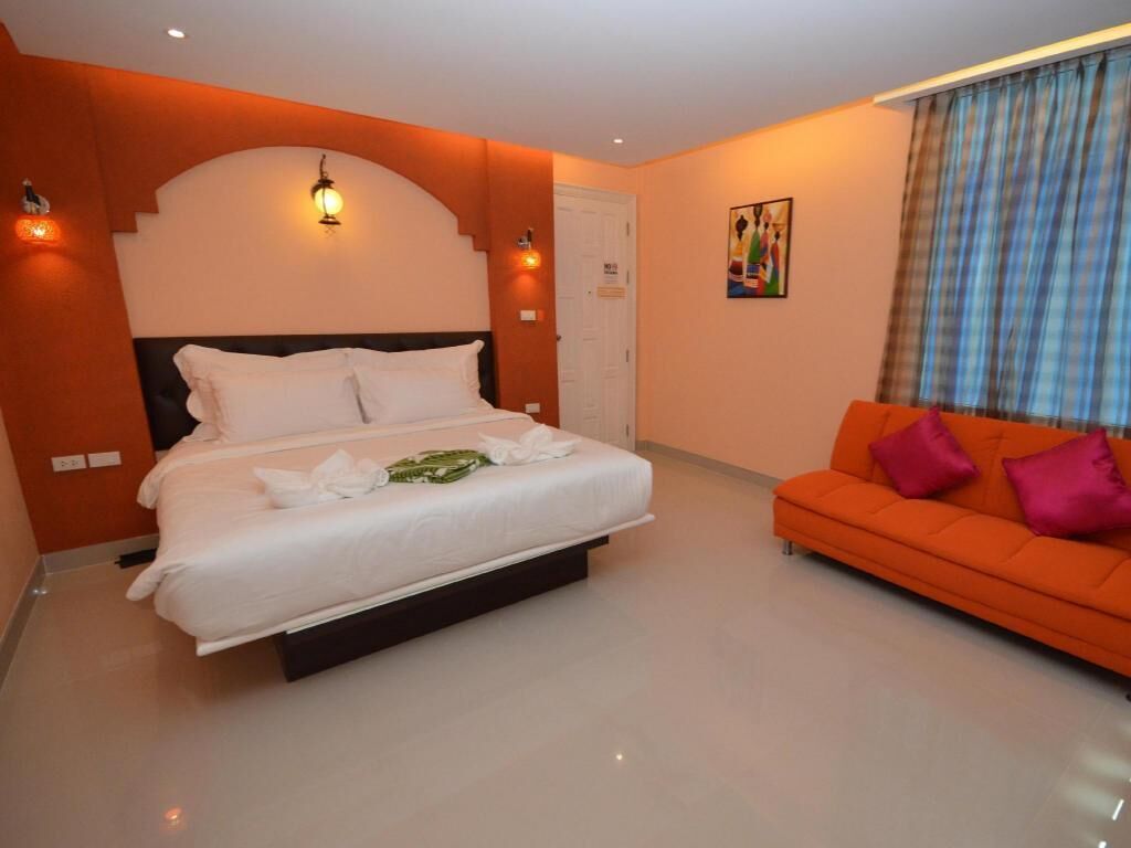 Escritorio, cortinas blackout, wifi gratis y ropa de cama 