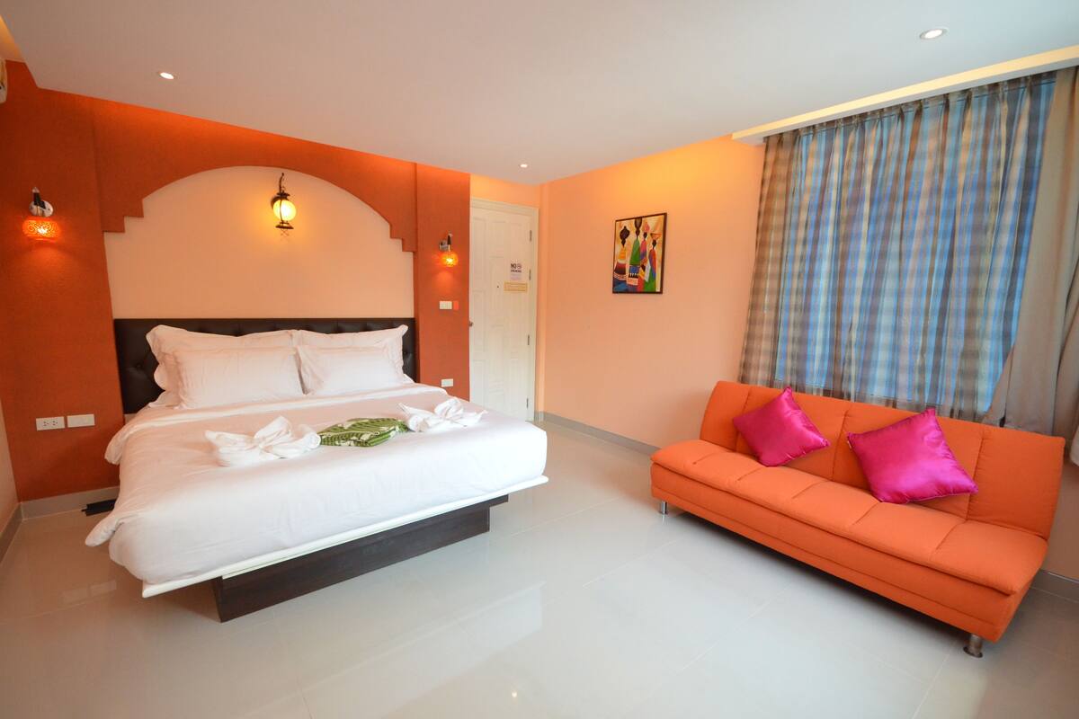 deluxe room | 1 bedroom, desk, blackout curtains, free wifi