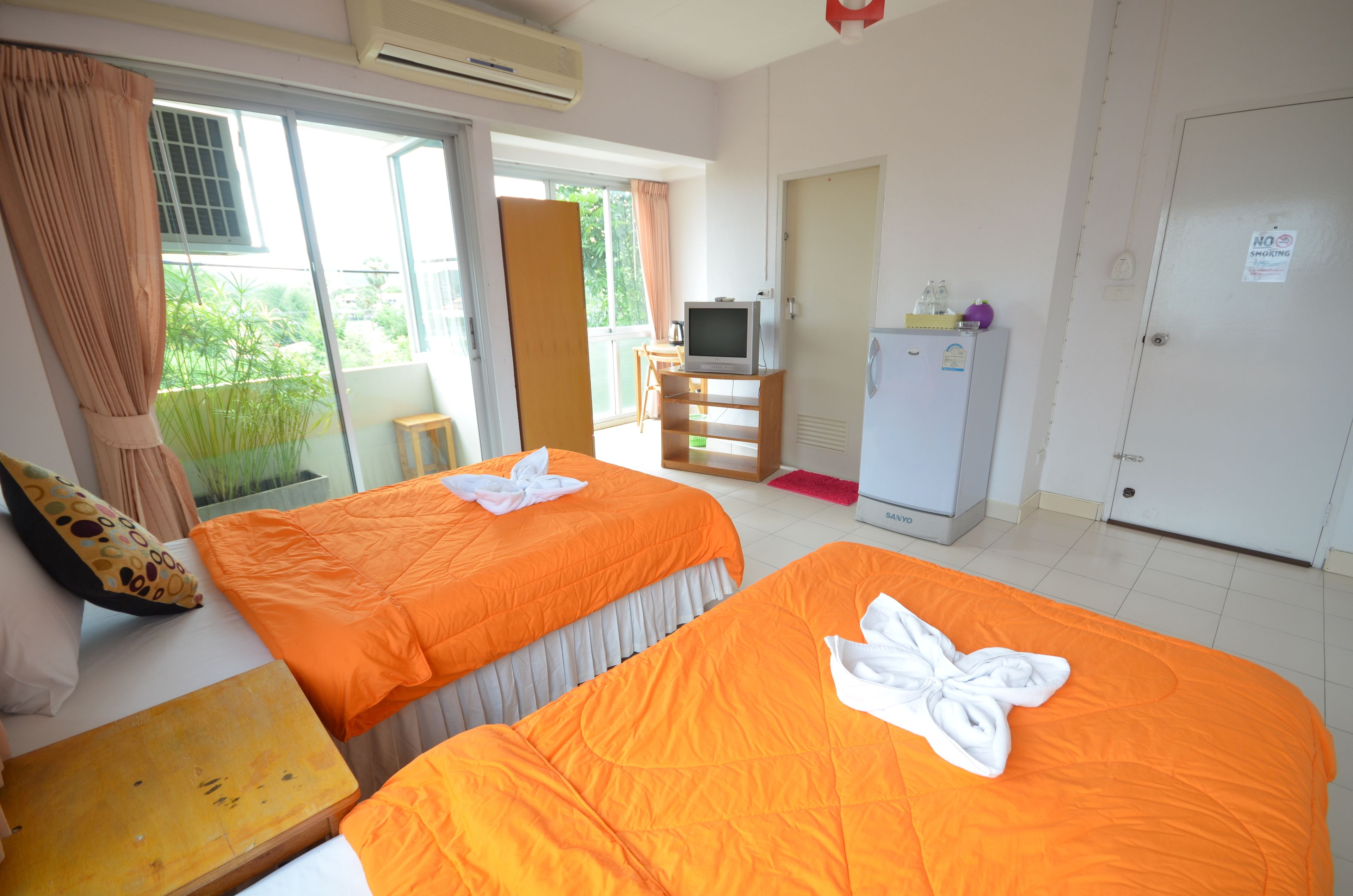 superior twin room | rollaway beds, free wifi, bed sheets