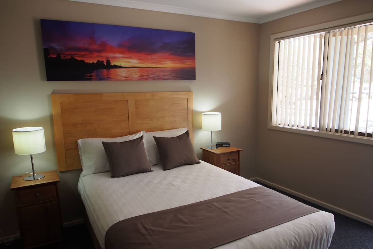 Premium bedding, down duvets, iron/ironing board, cots/infant beds