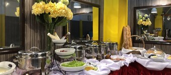 AMAX Inn Makati