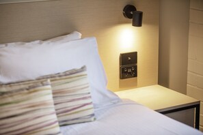 Iron/ironing board, free WiFi, bed sheets - Nightcap at Springwood Hotel (Springwood)