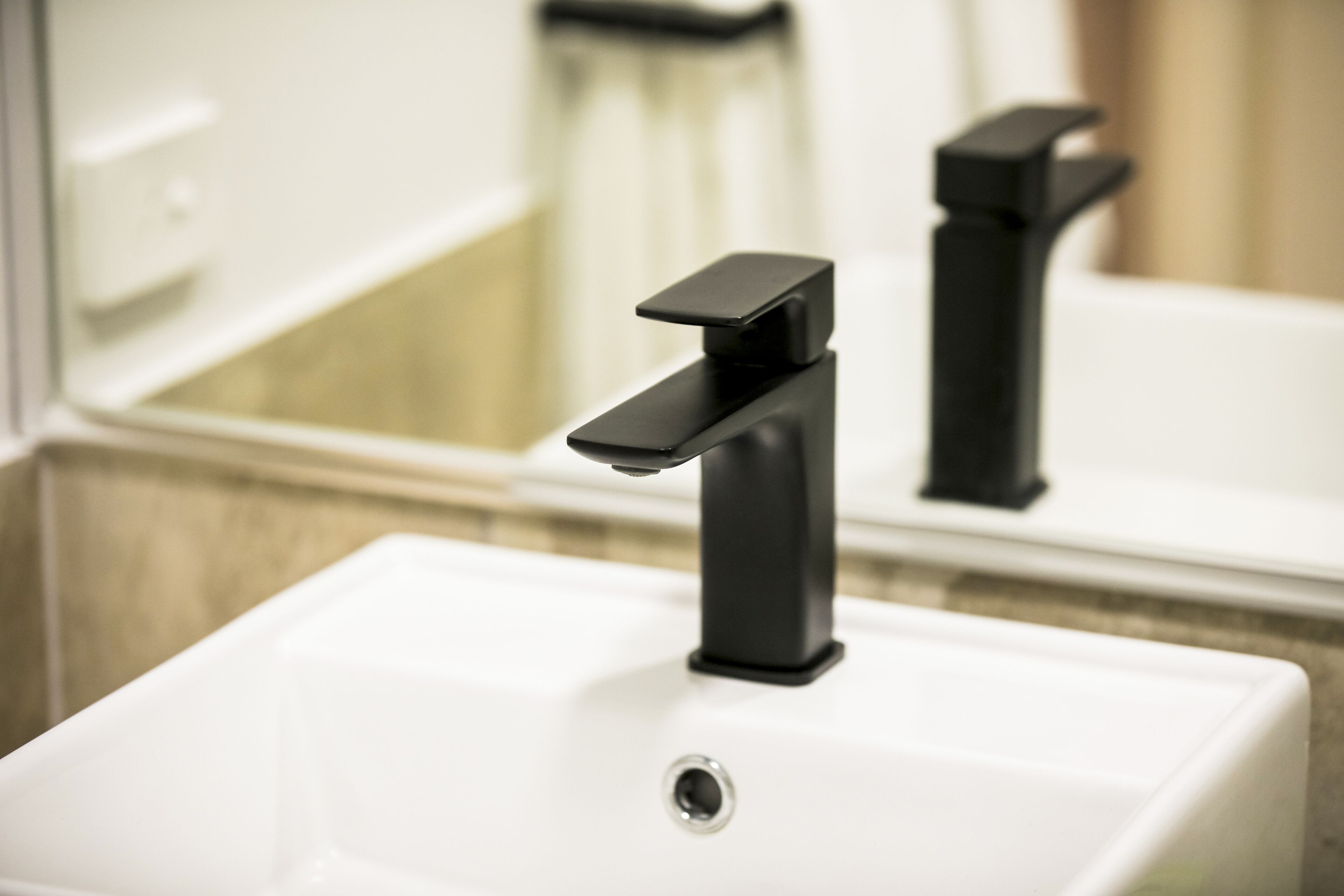 shower, rainfall showerhead, free toiletries, hair dryer