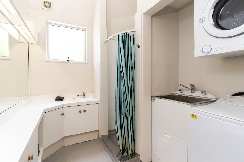 Haka House Queenstown by null