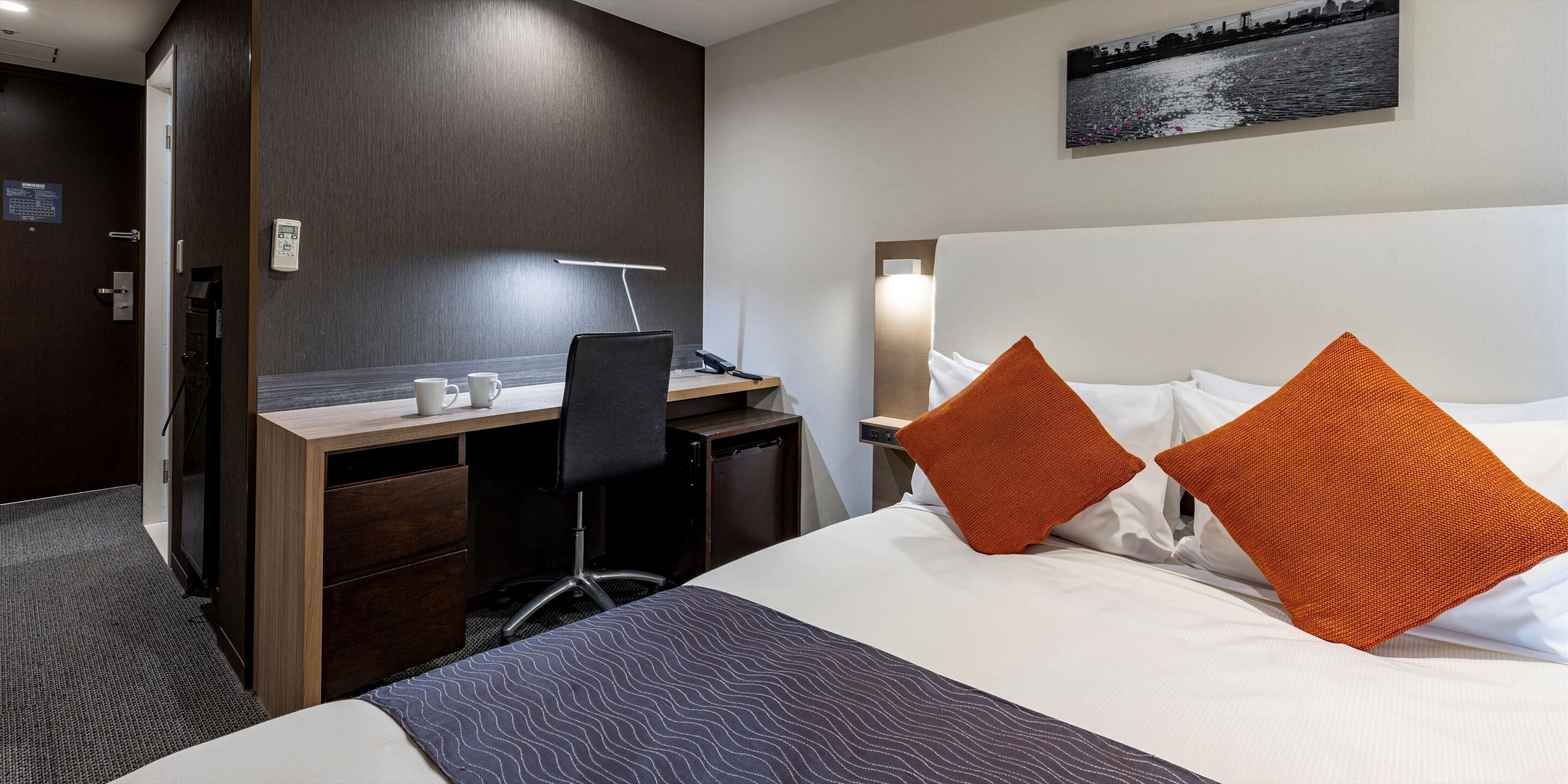 in-room safe, desk, blackout curtains, free wifi