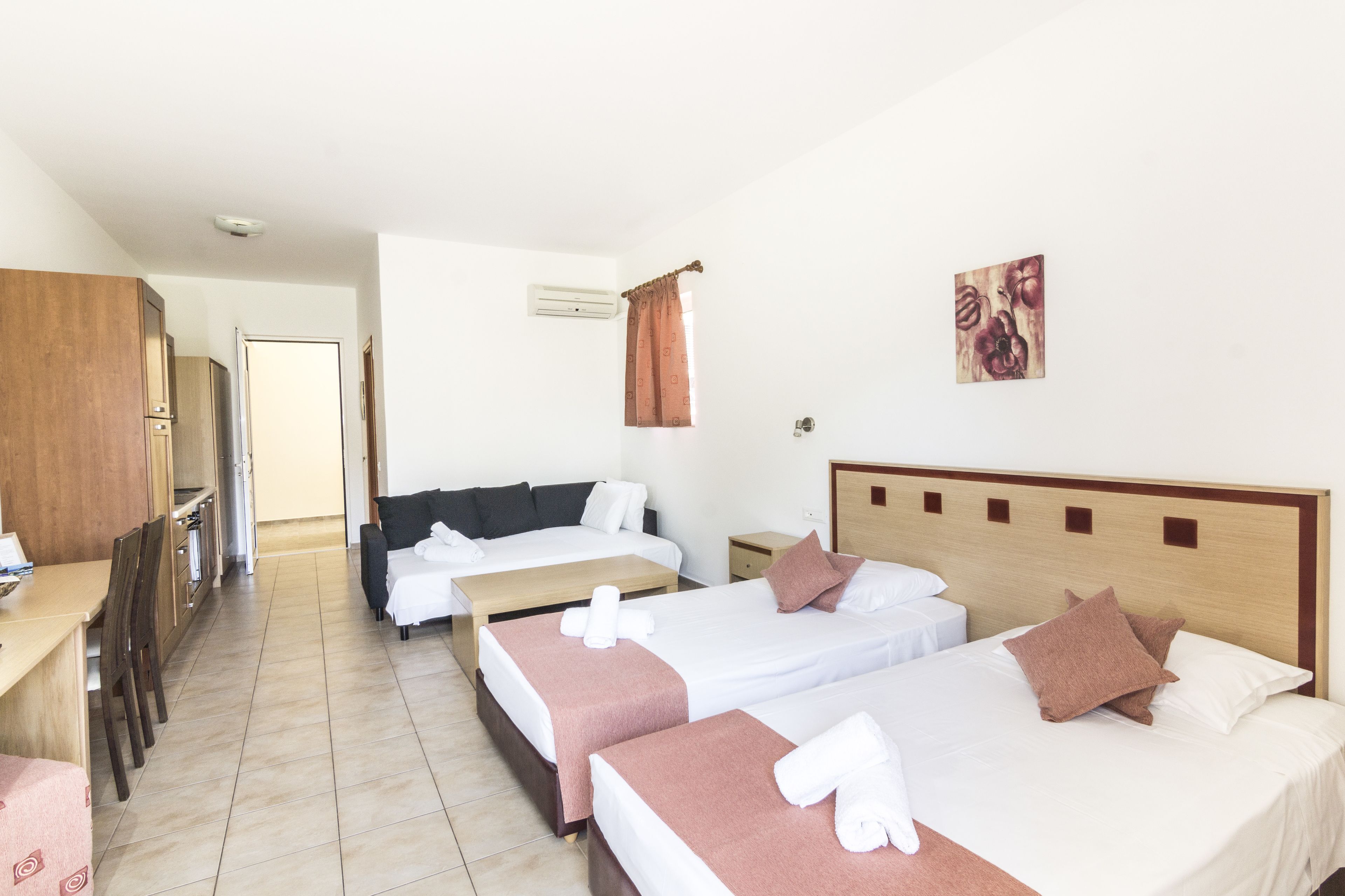 in-room safe, desk, soundproofing, iron/ironing board