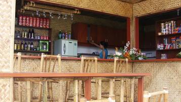 Bar (en la propiedad)