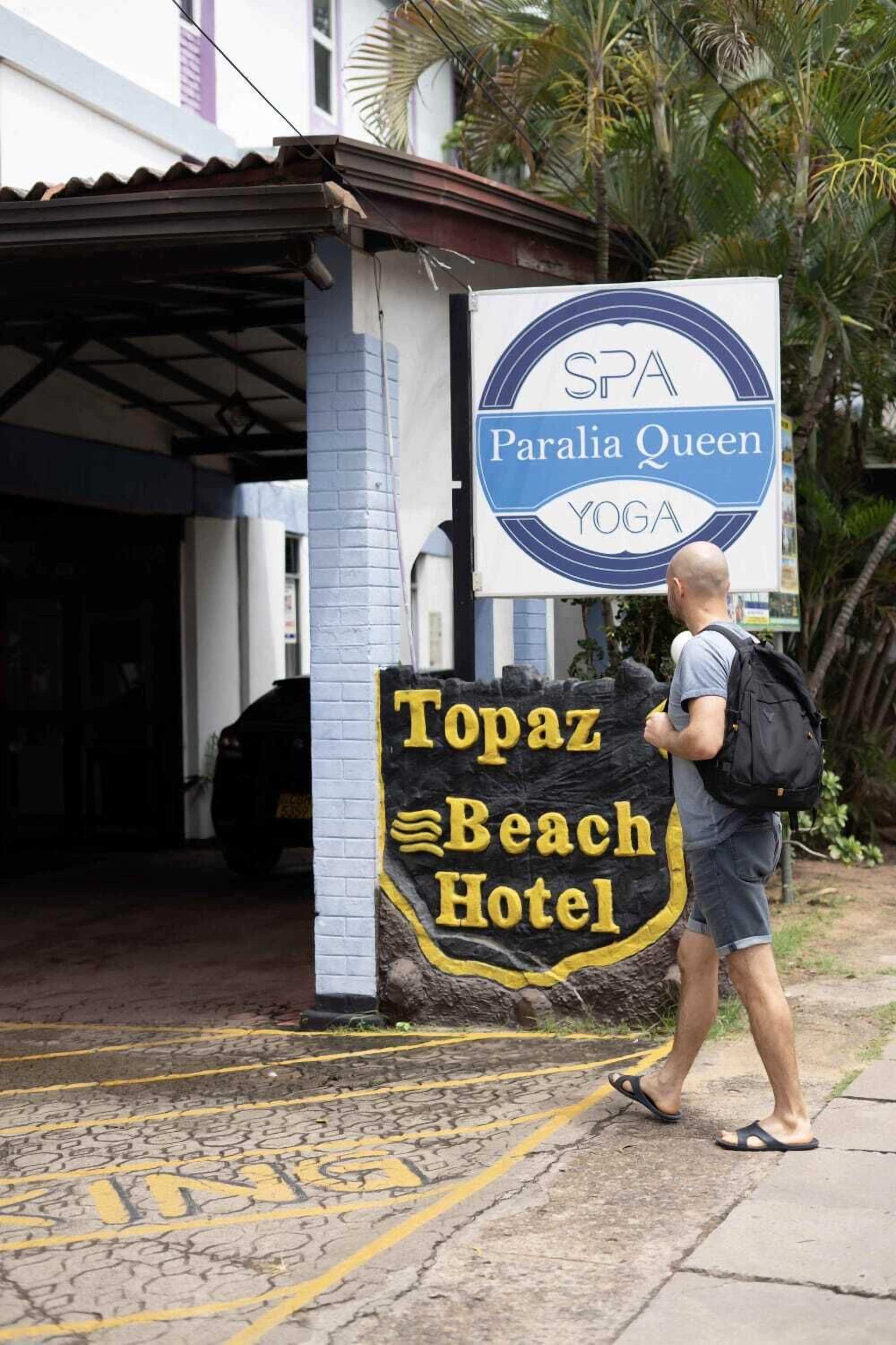 Photo - Topaz Beach Hotel