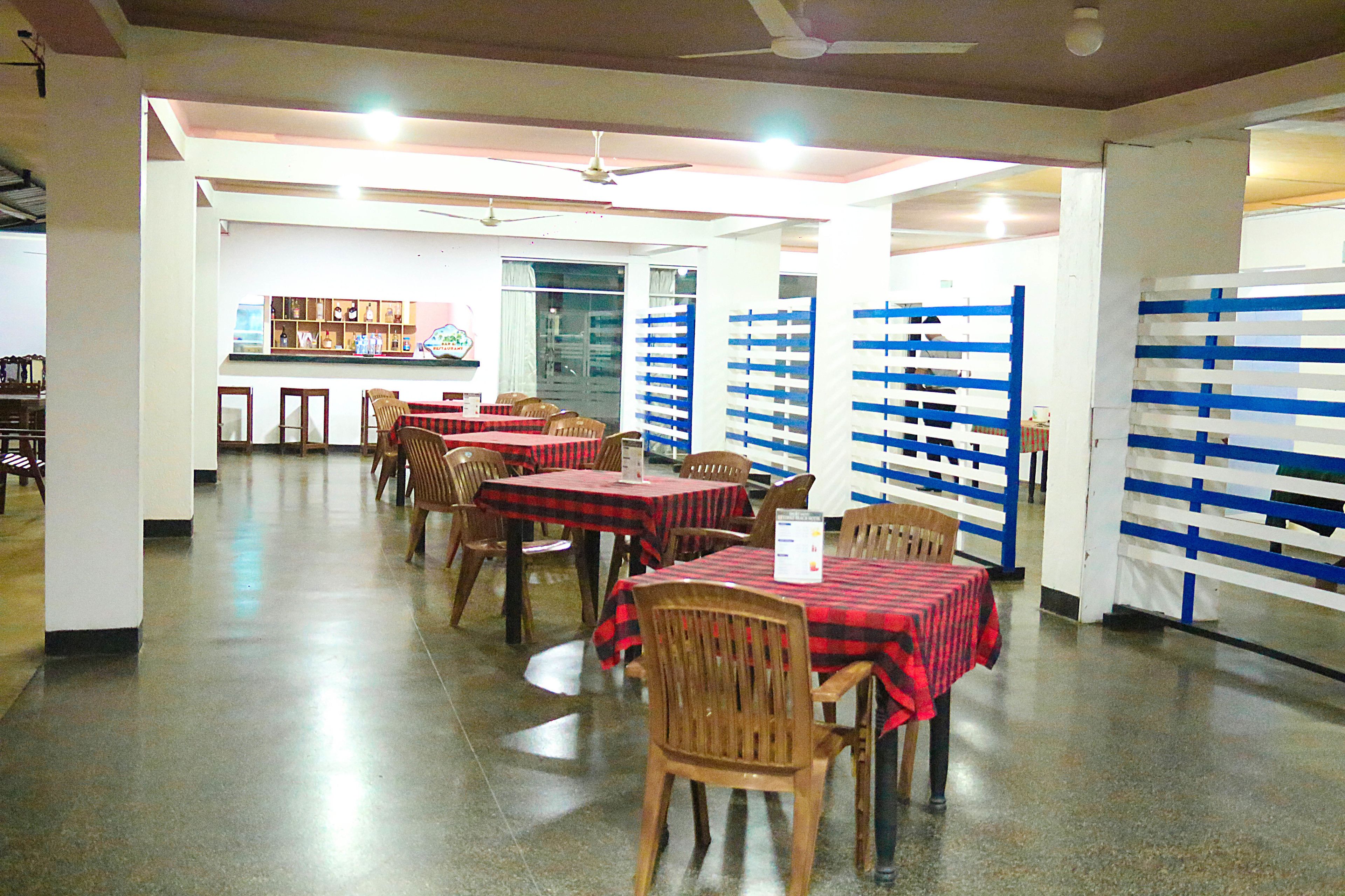 Photo - Topaz Beach Hotel