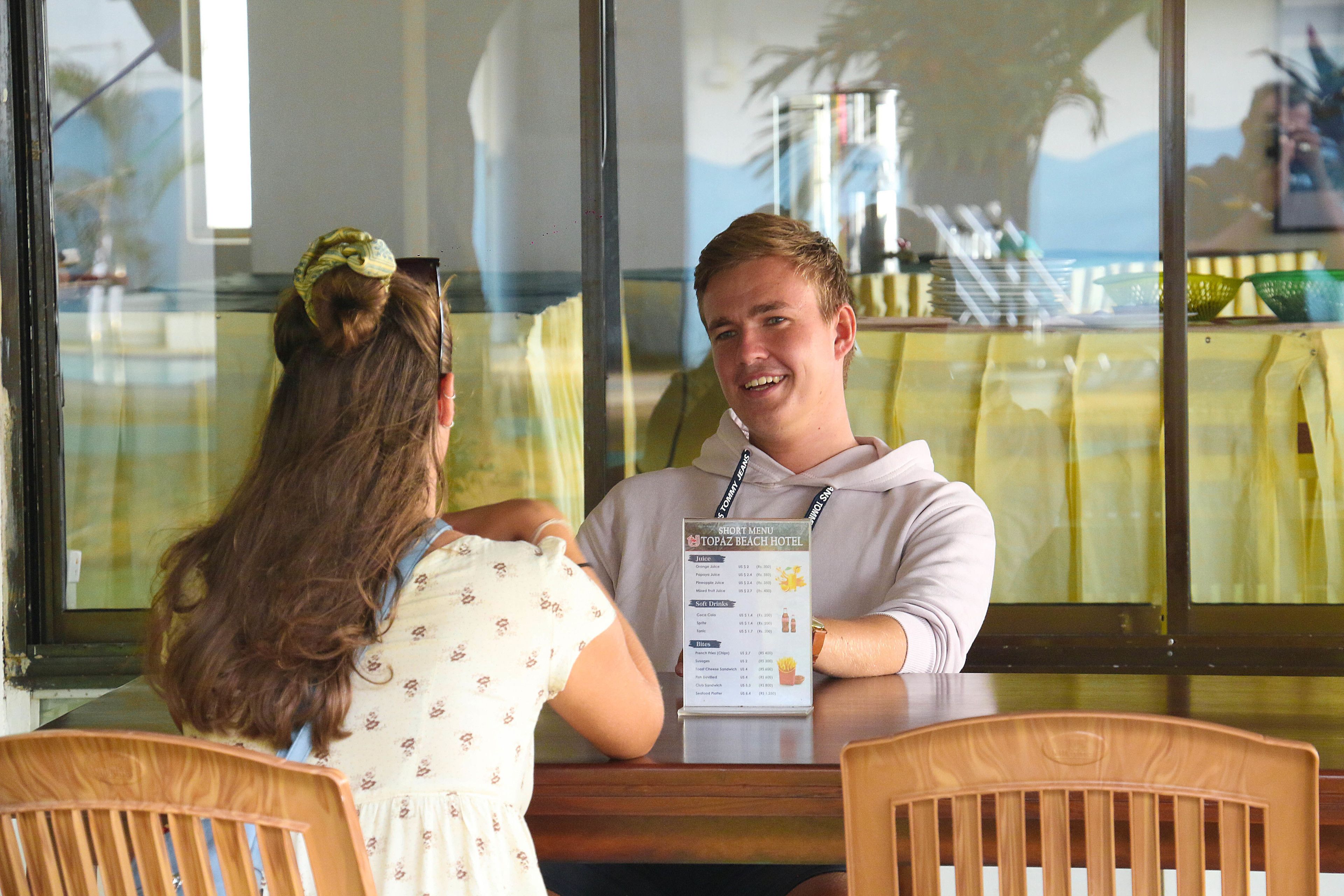 Photo - Topaz Beach Hotel