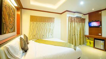 Hochwertige Bettwaren, Select-Comfort-Betten, Minibar, Zimmersafe