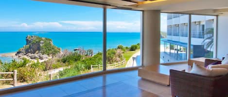 Breakfast, lunch, dinner served; Fusion cuisine, sea views