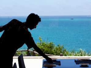 Frühstück, Mittagessen, Abendessen, Fusionsküche, Blick aufs Meer 