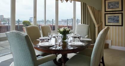 Cheval Thorney Court at Hyde Park