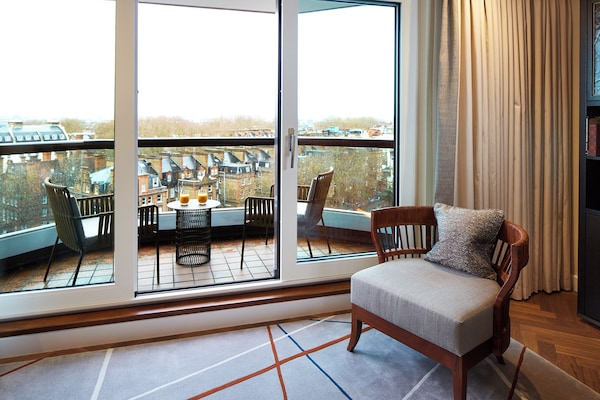 Flat-screen TV, DVD player