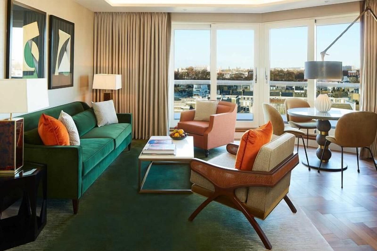 Living area | Flat-screen TV, DVD player