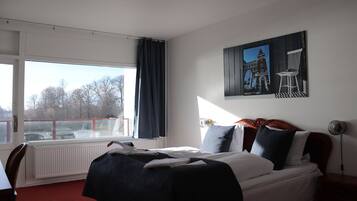 ์คํ ๋ค๋ ๋๋ธ๋ฃธ, ์ฑ๊ธ์นจ๋ 2๊ฐ, ํธ์ ์ ๋ง | ์ ์๊ทน์ฑ ์นจ๊ตฌ, ๊ฐ๊ฐ ๋ค๋ฅธ ์คํ์ผ์ ์ธํ
๋ฆฌ์ด, ๊ฐ๊ฐ ๋ค๋ฅด๊ฒ ๊ฐ๊ตฌ ๋น์น, ์ฑ
์