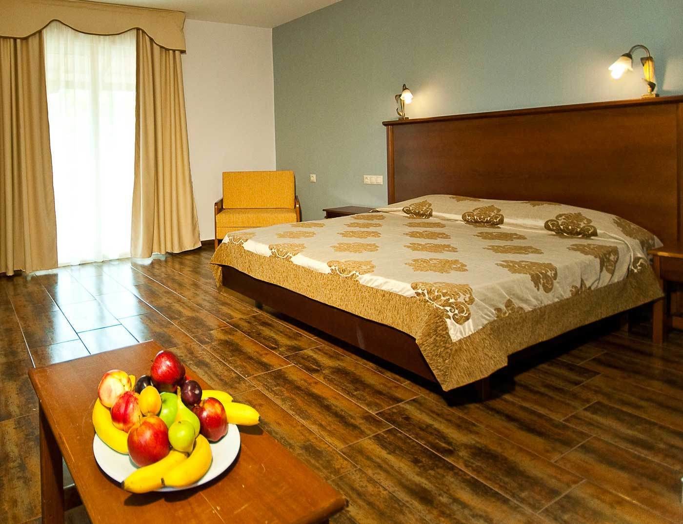 Family Room | Minibar, free cribs/infant beds, free WiFi