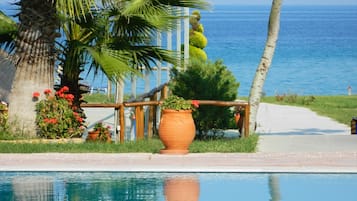 Seasonal outdoor pool