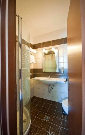 Quarto triplo | Banheiro