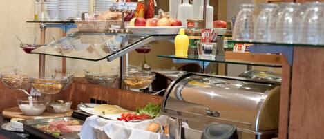 Desayuno buffet incluido todos los días