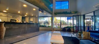 Bessa Beach Hotel