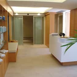 Sauna, hot tub, steam room, Turkish bath, body treatments, mud baths