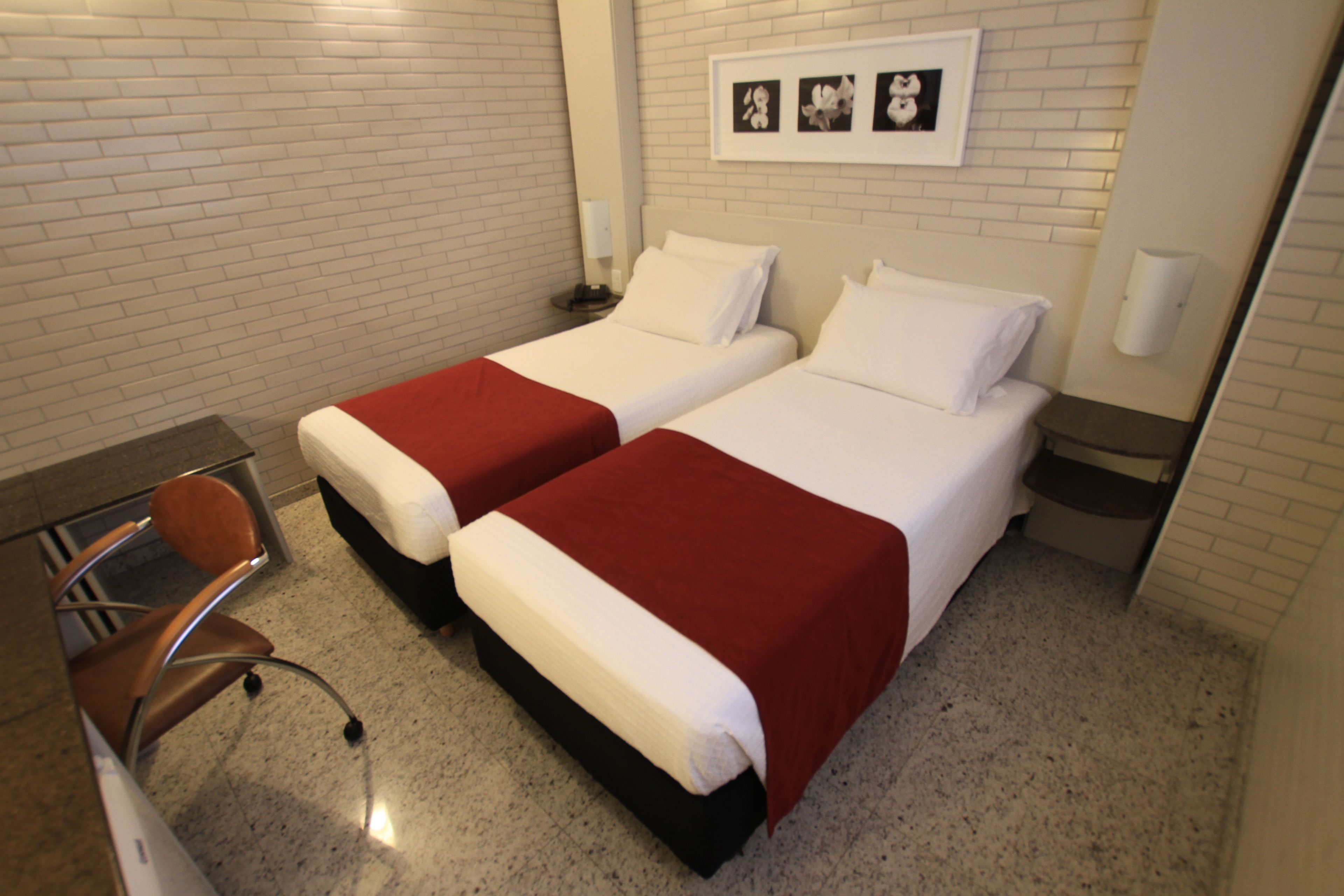 standard twin room | minibar, in-room safe, desk, blackout curtains