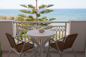 Balcony - Stefania Apartments (Zakynthos)