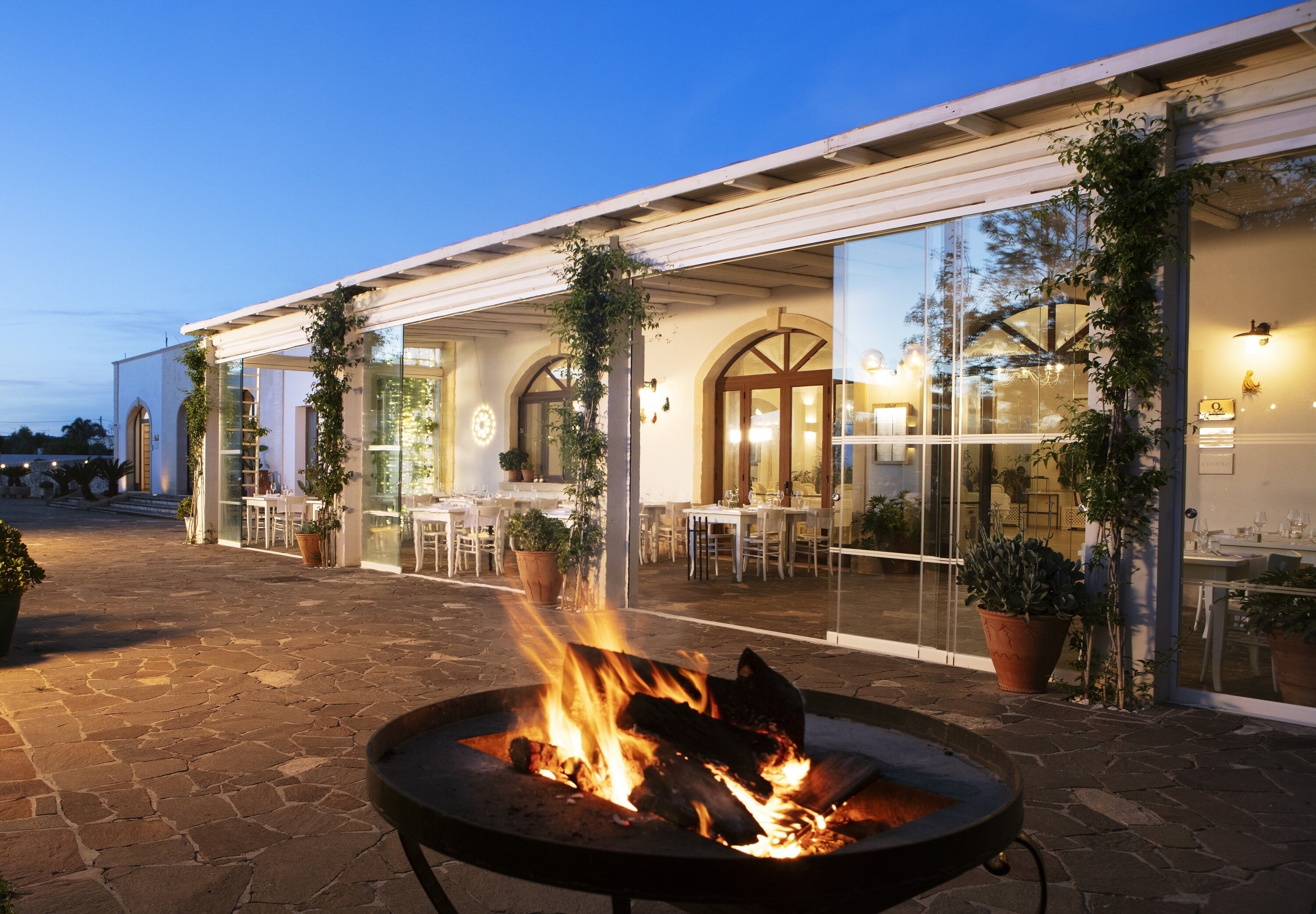 Breakfast and dinner served, Mediterranean cuisine