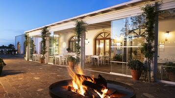 Breakfast and dinner served, Mediterranean cuisine